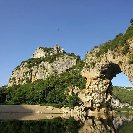 Ardeche 펜션 *